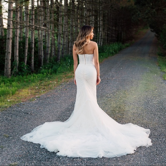 Inbal Dror Haute Couture Mermaid Wedding Dress - Picture 5 of 16